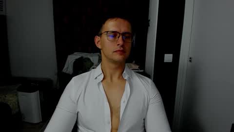 Sexxymuscles4U online show from 11.11.25