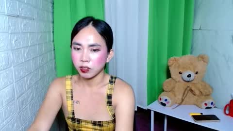 Snapshot of sexxywild_asiants4uxxx chatting on 10.22.25 Jessica online show from 10.22.25