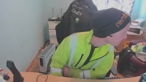 Snapshot of sexy432629 chatting on 09.22.25 evry tip help me to buy a new car 111-1111-111111 tk online show from 09.22.25