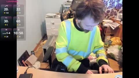 Snapshot of sexy432629 chatting on 02.07.26 evry tip help me to buy a new car 111-1111-111111 tk online show from 02.07.26