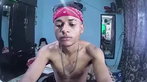 Sebastian online show from 04.12.26