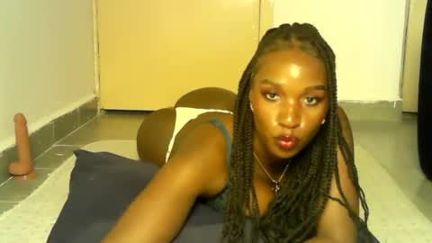 Snapshot of sexy_africana05 chatting on 07.05.26 sexy_africana05 online show from 07.05.26