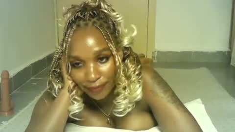 Snapshot of sexy_africana05 chatting on 07.22.26 sexy_africana05 online show from 07.22.26