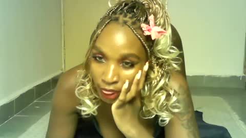 Snapshot of sexy_africana05 chatting on 07.26.26 sexy_africana05 online show from 07.26.26