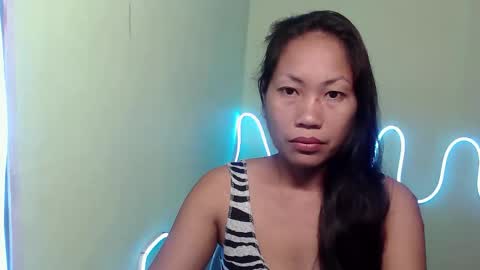 Snapshot of sexy_arriann69 chatting on 12.17.25 sexy_arriann69 online show from 12.17.25