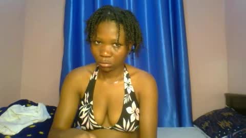 Snapshot of sexy_bellah1 chatting on 05.01.26 bellah online show from 05.01.26