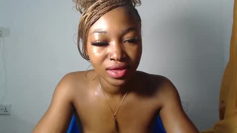 Snapshot of sexy_bluey247 chatting on 05.16.26 sexy_bluey247 online show from 05.16.26
