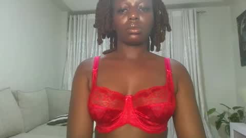 Snapshot of sexy_candia chatting on 05.12.26 Stacy online show from 05.12.26