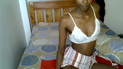 Snapshot of sexy_charliee chatting on 02.06.26 sexy_charliee online show from 02.06.26