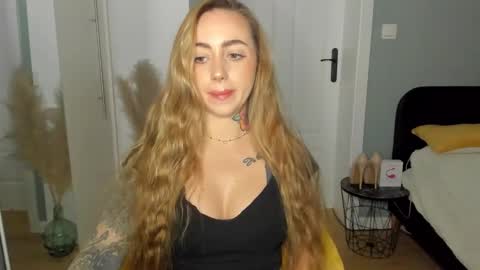 C o r a l i e online show from 03.27.26