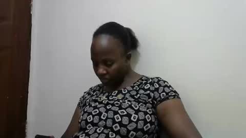 Sweet Dee online show from 05.01.26