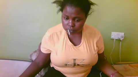 Snapshot of sexy_divana chatting on 02.20.25 sexy_divana online show from 02.20.25