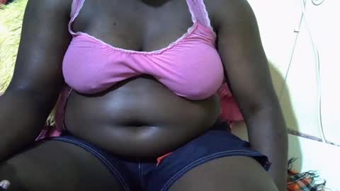 Snapshot of sexy_ebony20 chatting on 07.04.26 ebony online show from 07.04.26