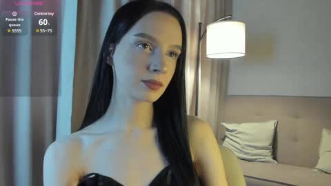 Snapshot of sexy_flora chatting on 12.03.24 Flora online show from 12.03.24