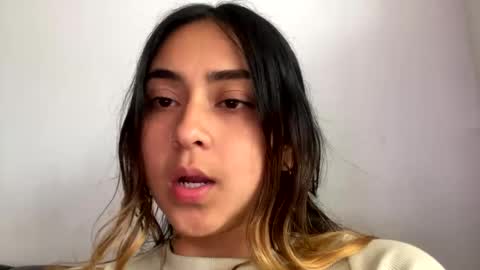 Snapshot of sexy_foxx_ chatting on 02.20.25 Antonella online show from 02.20.25