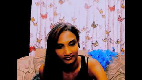 Snapshot of sexy_indian0009 chatting on 11.11.25 sexy_indian0009 online show from 11.11.25