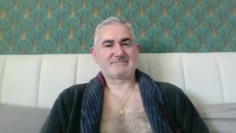 Antonio online show from 04.05.26