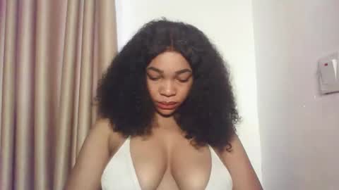 Sexy kitty881 online show from 10.30.25