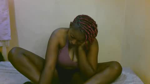 Snapshot of sexy_latasha chatting on 02.12.26 sexy_latasha online show from 02.12.26