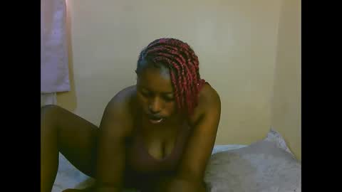 Snapshot of sexy_latasha chatting on 02.21.26 sexy_latasha online show from 02.21.26