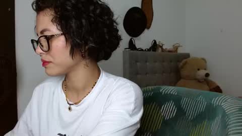 Snapshot of sexy_lia_latina chatting on 04.28.26 Celeste online show from 04.28.26