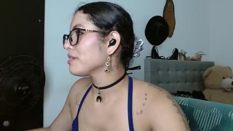 Snapshot of sexy_lia_latina chatting on 05.15.26 Celeste online show from 05.15.26