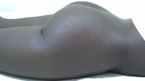 Snapshot of sexy_loner07 chatting on 10.29.25 Loner online show from 10.29.25