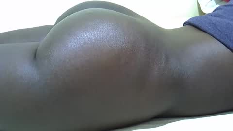 Snapshot of sexy_loner07 chatting on 11.04.25 Loner online show from 11.04.25