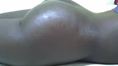 Snapshot of sexy_loner07 chatting on 11.16.25 Loner online show from 11.16.25