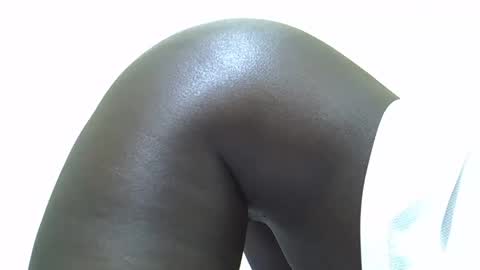 Snapshot of sexy_loner07 chatting on 11.21.25 Loner online show from 11.21.25