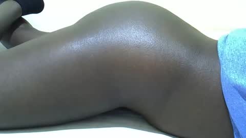 Snapshot of sexy_loner07 chatting on 11.30.25 Loner online show from 11.30.25