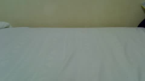 Snapshot of sexy_loner07 chatting on 12.16.25 Loner online show from 12.16.25