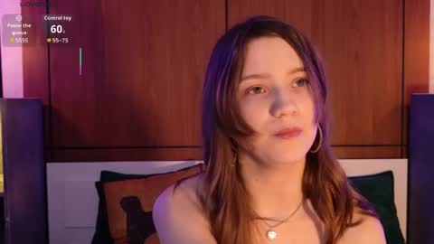 Snapshot of sexy_me_bb chatting on 05.24.26 Alison online show from 05.24.26