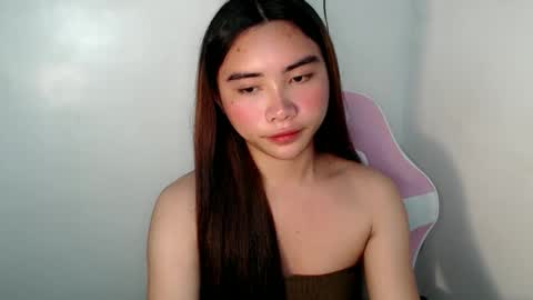Snapshot of sexy_mikaxoxo chatting on 04.28.26 mika online show from 04.28.26