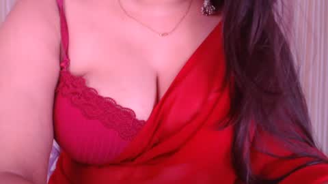 Snapshot of sexy_myra18 chatting on 07.21.26 myra online show from 07.21.26
