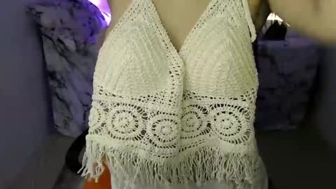 Snapshot of sexy_nam chatting on 01.25.25 Nam online show from 01.25.25