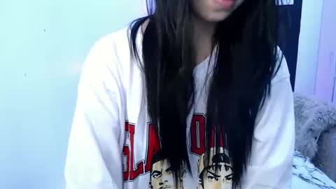 Snapshot of sexy_nam chatting on 02.22.25 Nam online show from 02.22.25