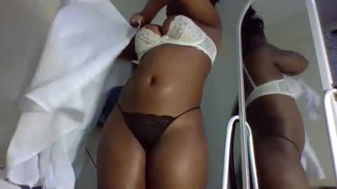 Snapshot of sexy_natallie chatting on 03.09.26 natallie online show from 03.09.26