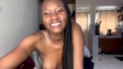 Snapshot of sexy_nyla chatting on 05.11.26 Nyla online show from 05.11.26