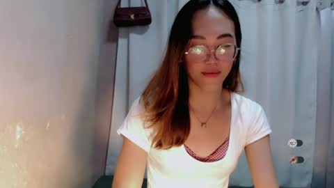 Snapshot of sexy_rodah chatting on 07.29.26 CALL ME DEVORAH online show from 07.29.26