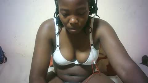 sexy_sandrah online show from 11.04.25