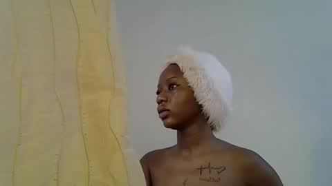 Snapshot of sexy_sasy chatting on 03.24.26 sexy_sasy online show from 03.24.26