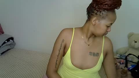 Snapshot of sexy_shava chatting on 02.03.26 sexy_shava online show from 02.03.26