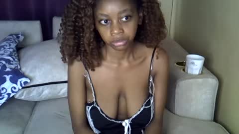 Snapshot of sexy_short chatting on 06.24.26 Janet online show from 06.24.26
