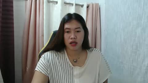 Snapshot of sexy_sofie02 chatting on 04.23.26 SOFIE The woman who lives in the province online show from 04.23.26