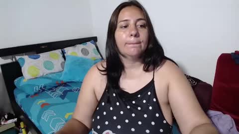 Snapshot of sexy_ticki chatting on 02.04.25 janel online show from 02.04.25