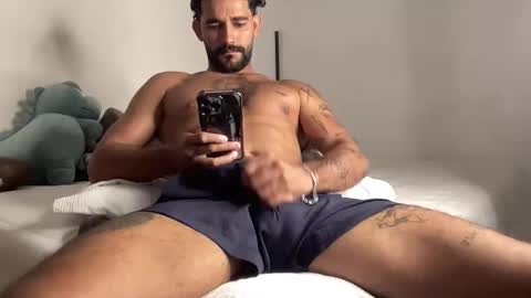 Snapshot of sexyasaf1018 chatting on 04.14.26 Asaf online show from 04.14.26