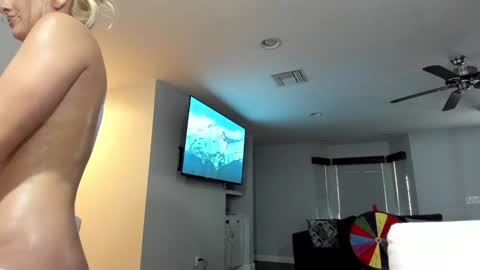 Snapshot of sexyashley_21 chatting on 01.20.25 Ashley Teal online show from 01.20.25