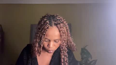 Snapshot of sexyasszeeee chatting on 10.01.25 sexyasszeeee online show from 10.01.25