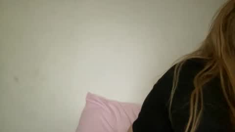 Snapshot of sexyayo666 chatting on 01.16.26 ALAYA online show from 01.16.26